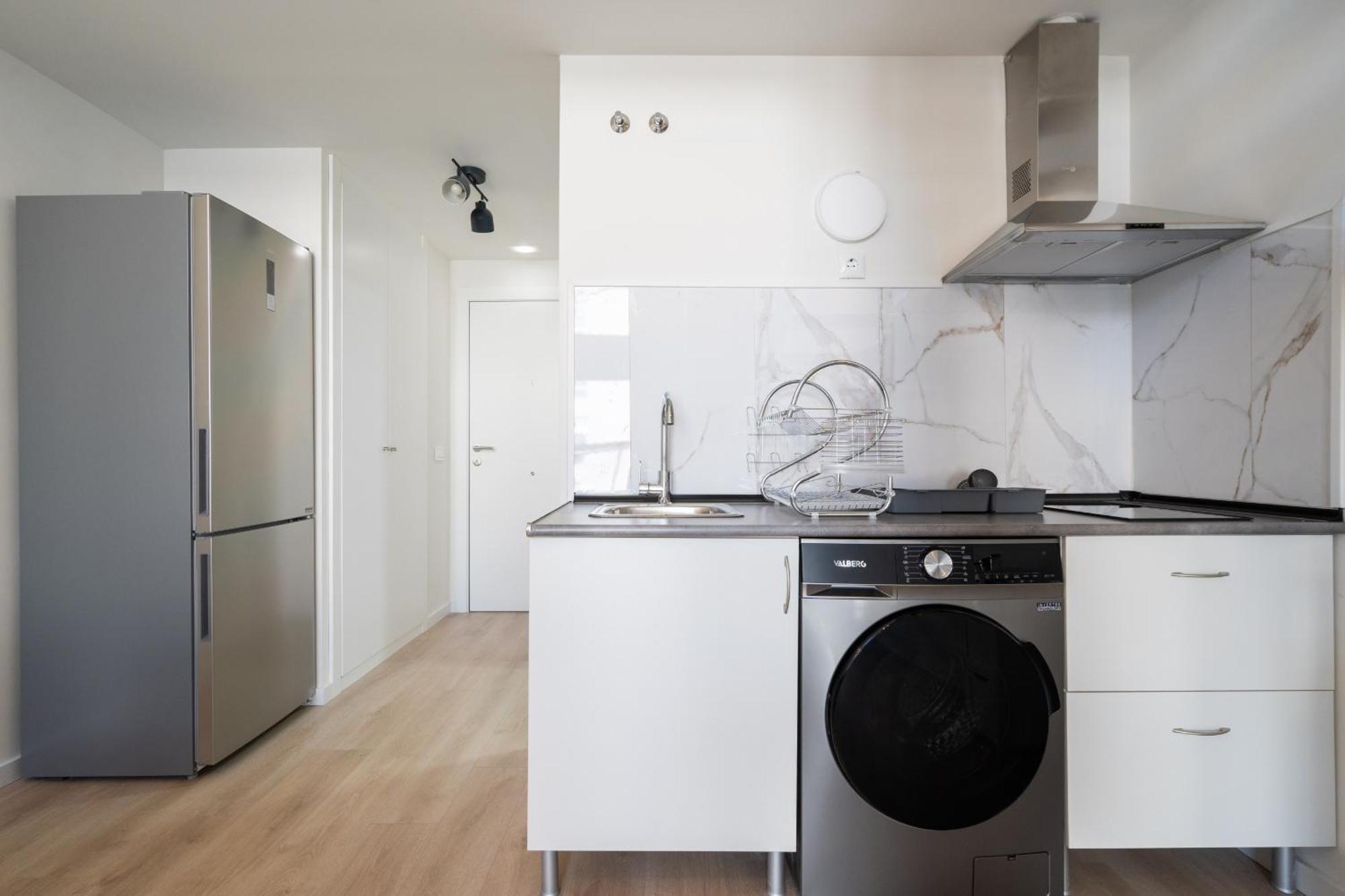 Loft Reformado Industrial Con Garaje Alquiler Temporal Apartment *